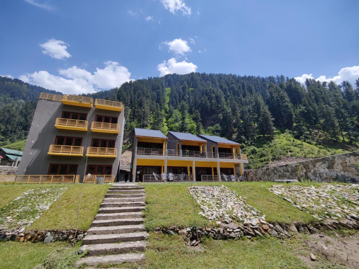Bela Resorts Naran Esterno foto